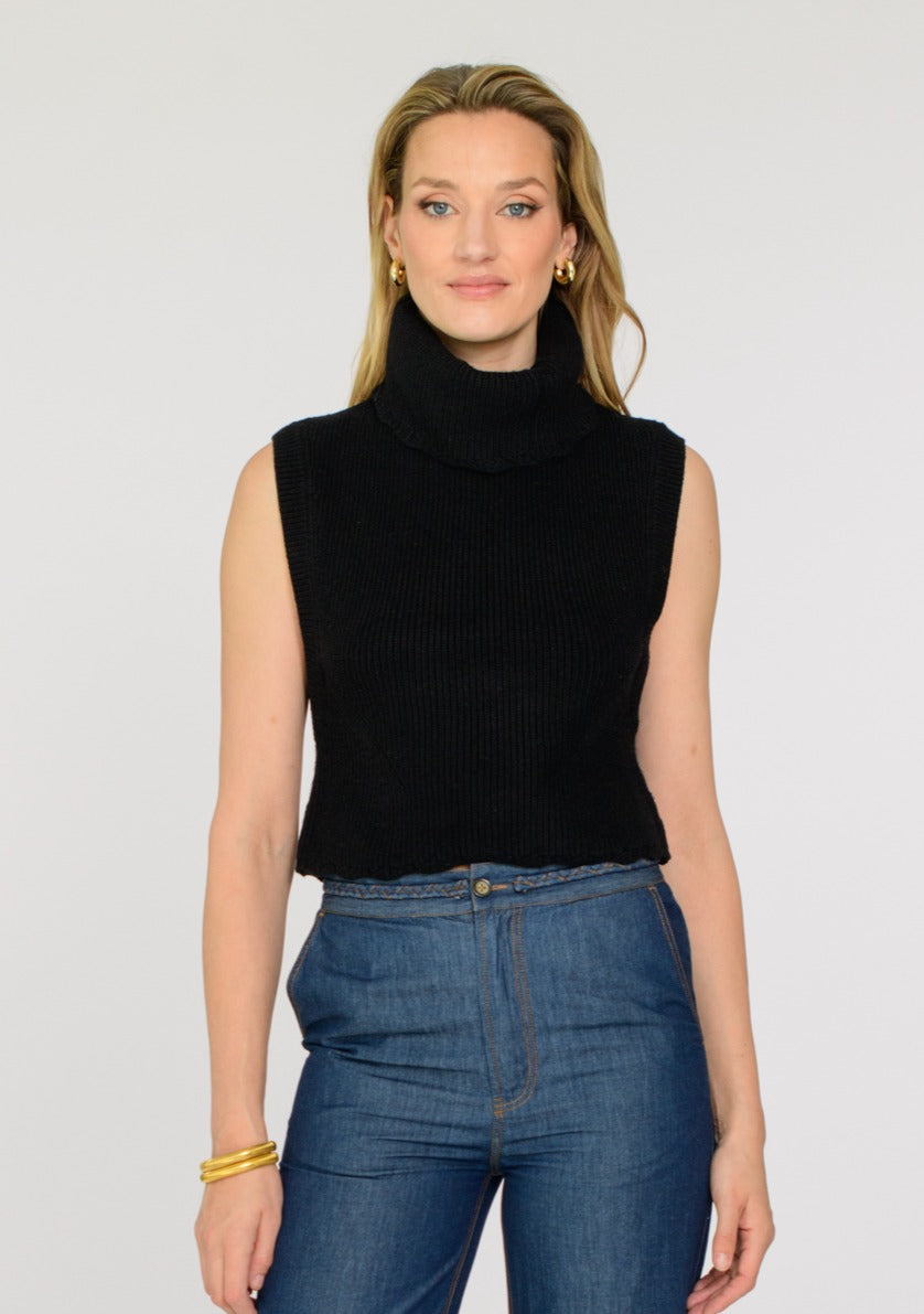 Heather Convertible Sweater in Black