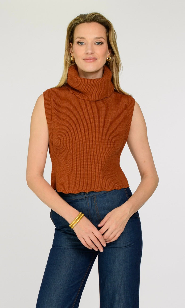 Heather Convertible Sweater in Amber