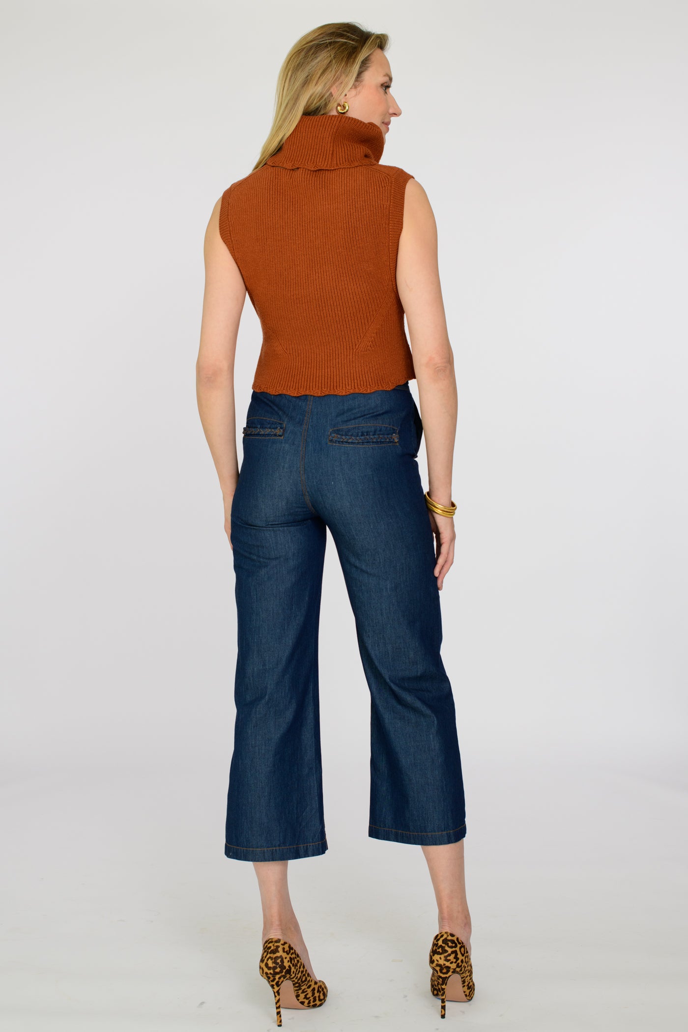 Heather Convertible Sweater in Amber