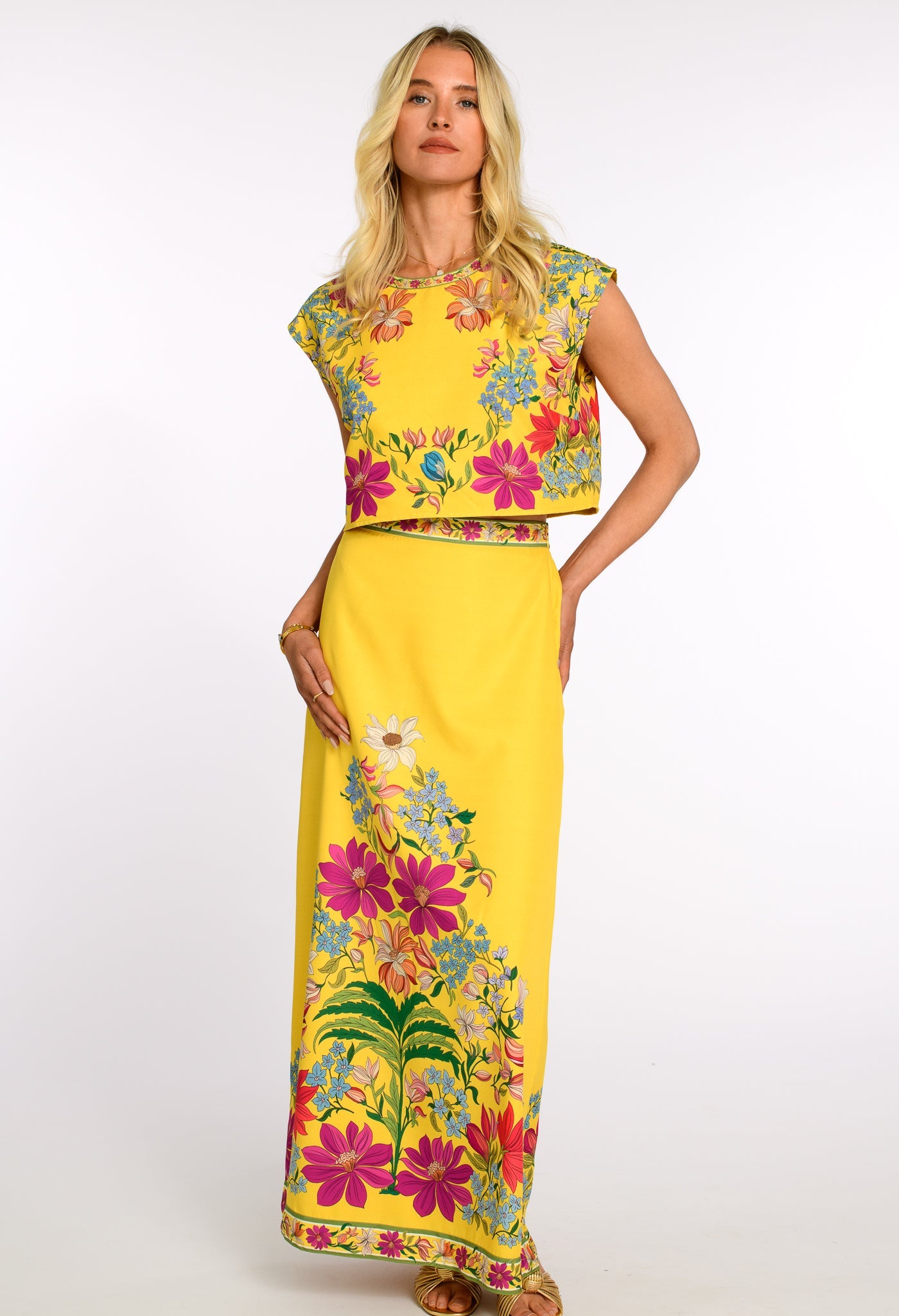 Jackie Top in Tapestry Yellow