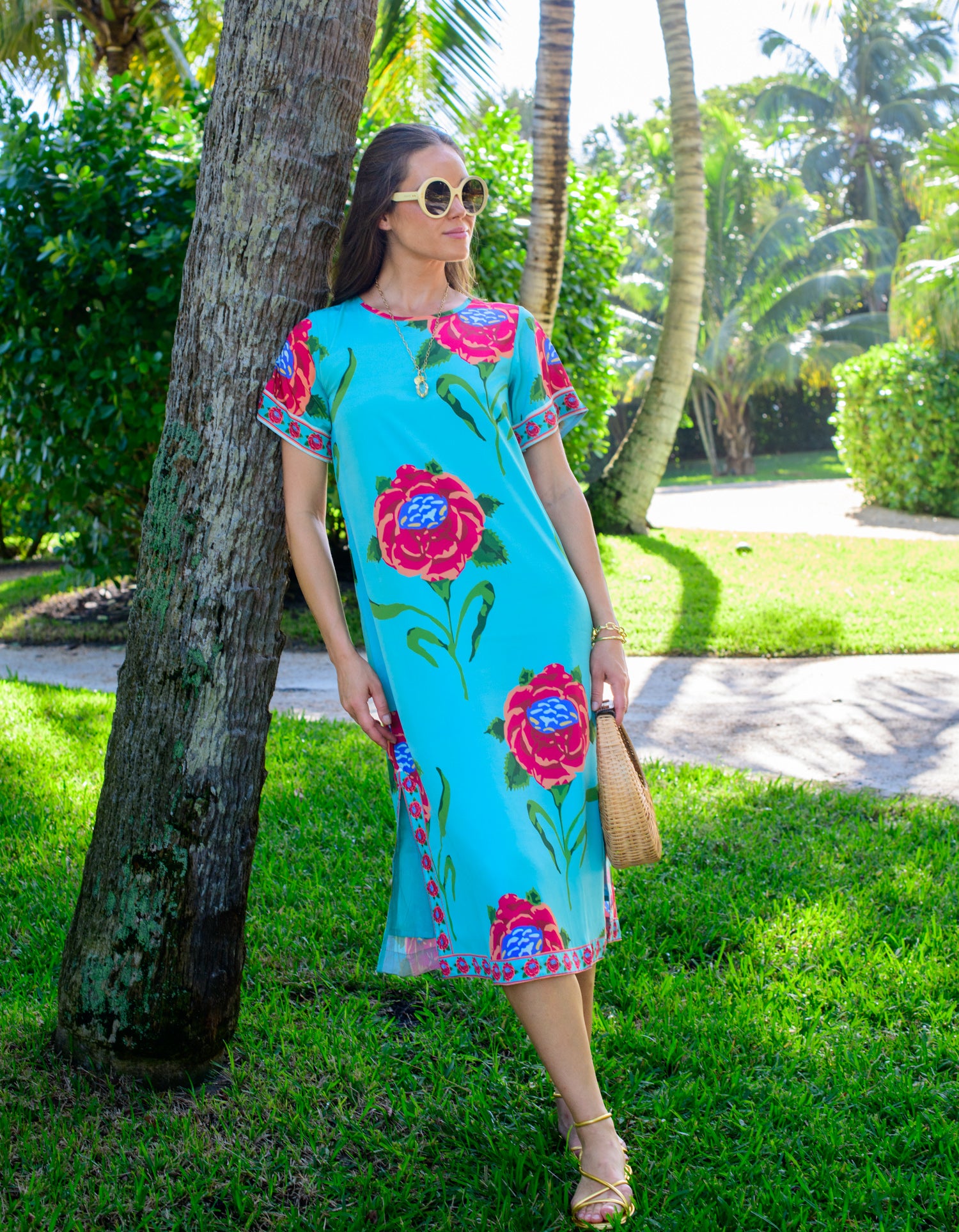 Tess Midi Dress in Large Roses