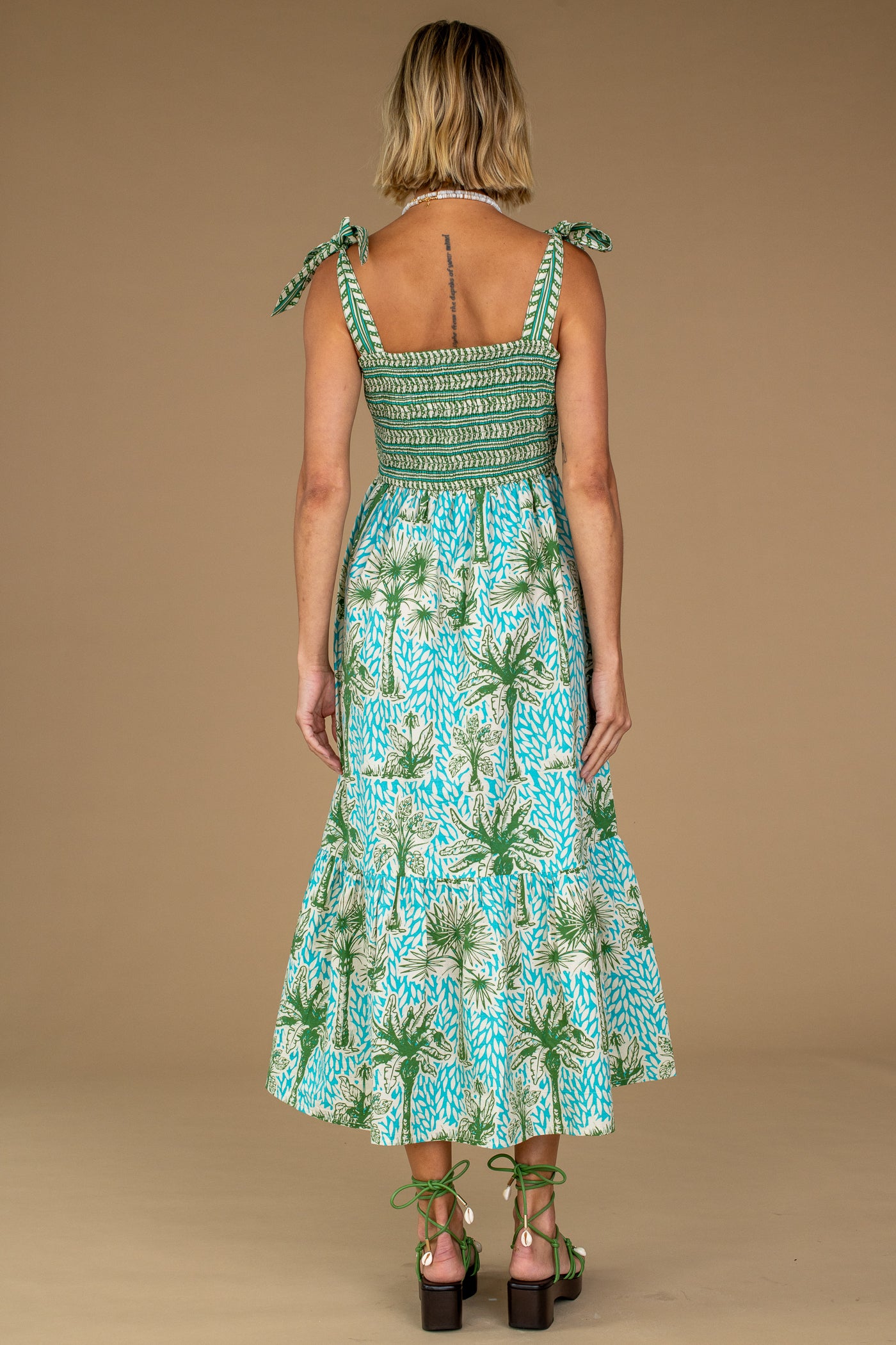 Doe Dress in Island Palm
