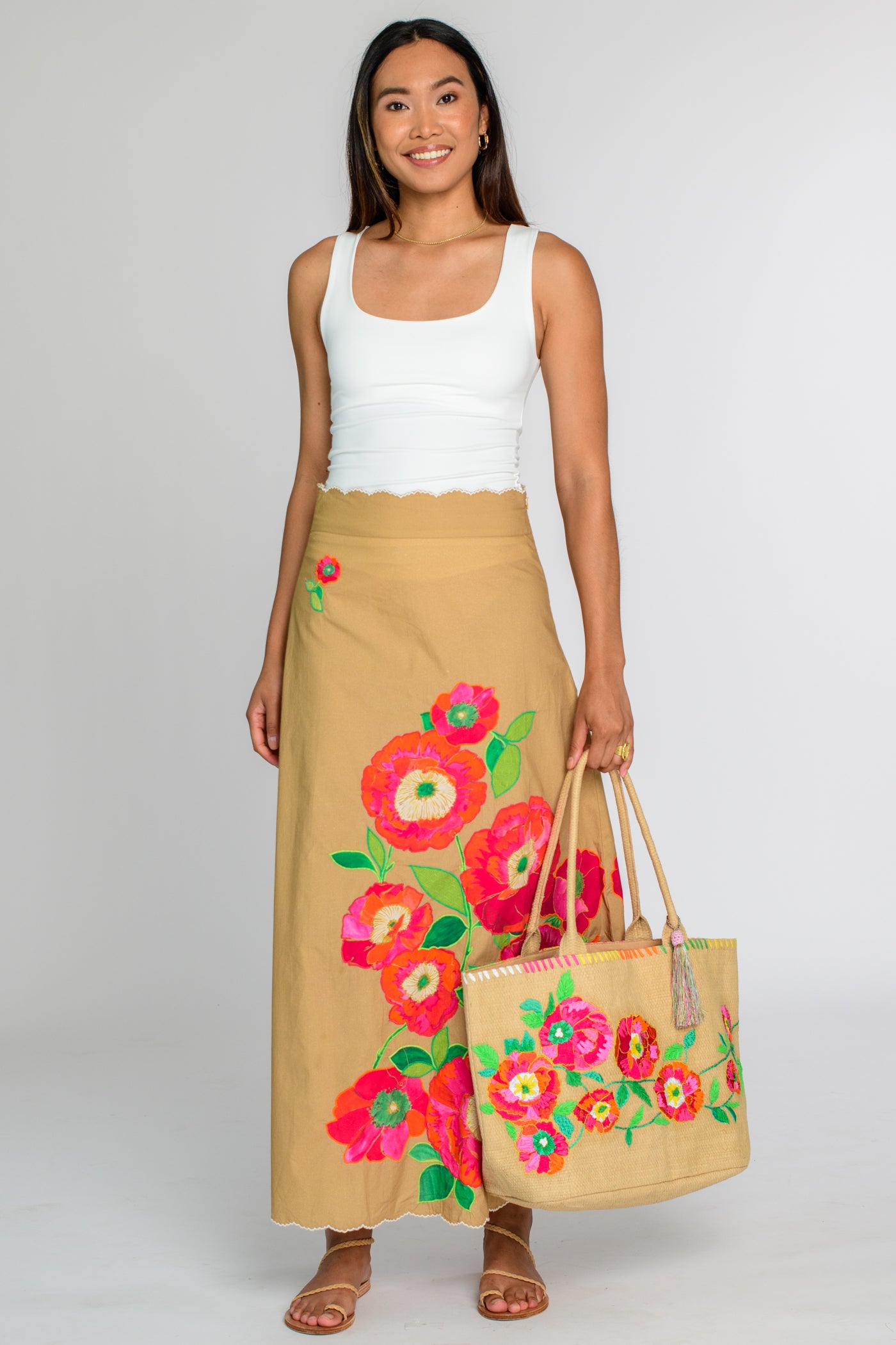 Raffia Tote in Poppy Patch Embroidery – Elizabeth Ackerman Designs