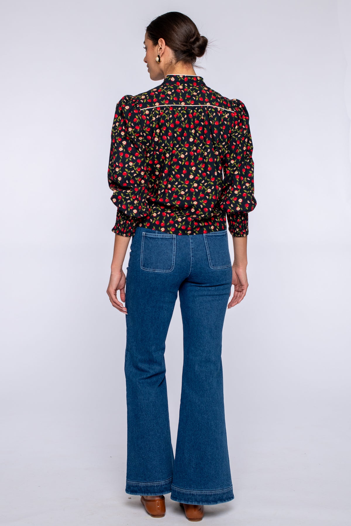 Emily Top in Apples