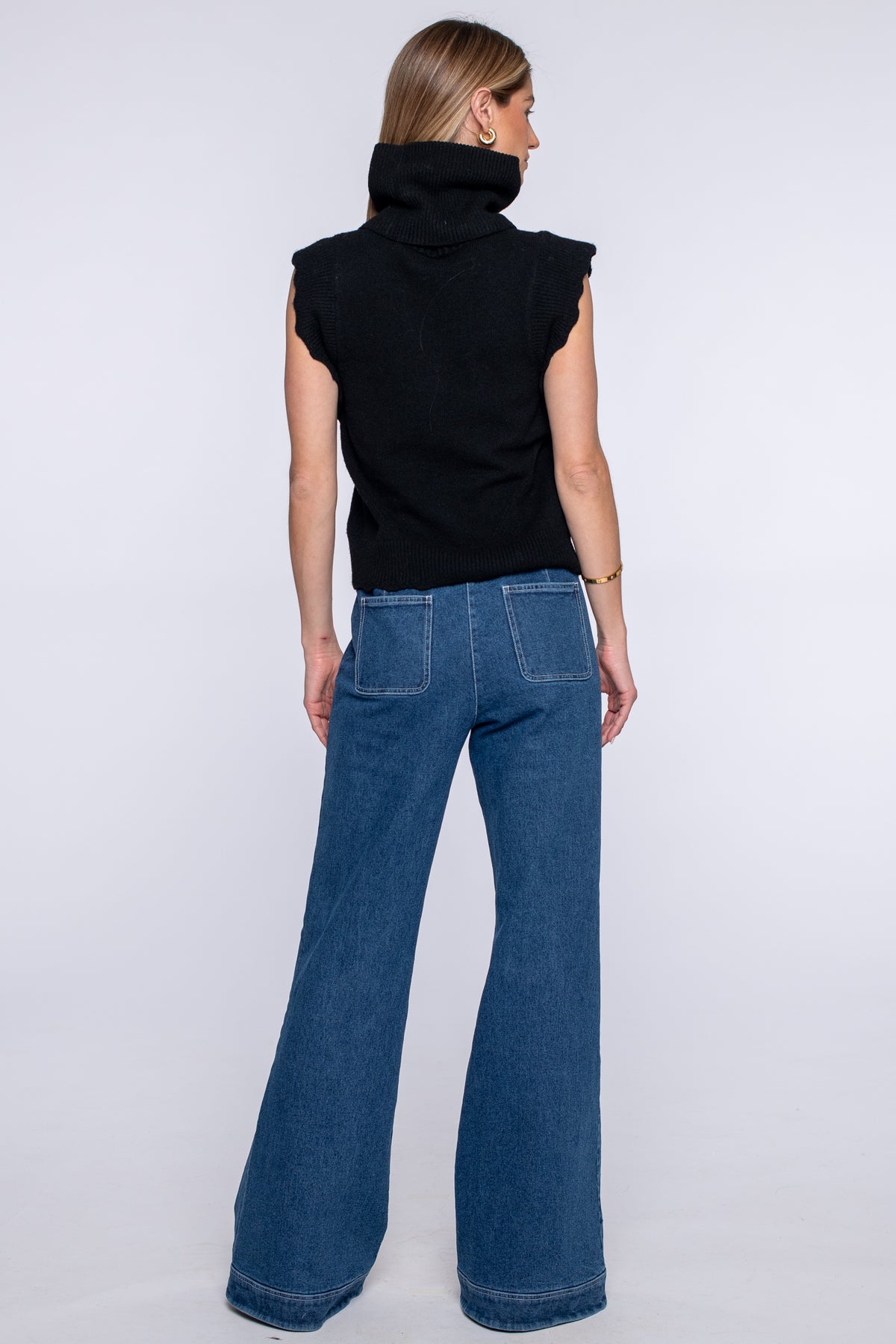 Heather Convertible Sweater in Onyx