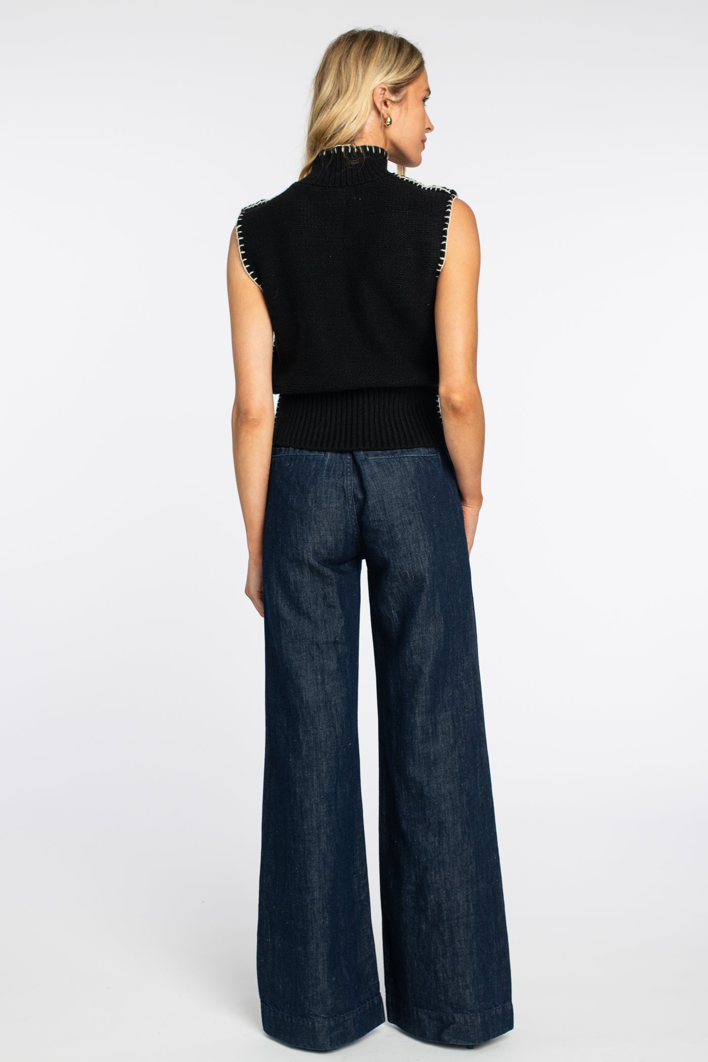 Cheyenne Sweater Vest in Black